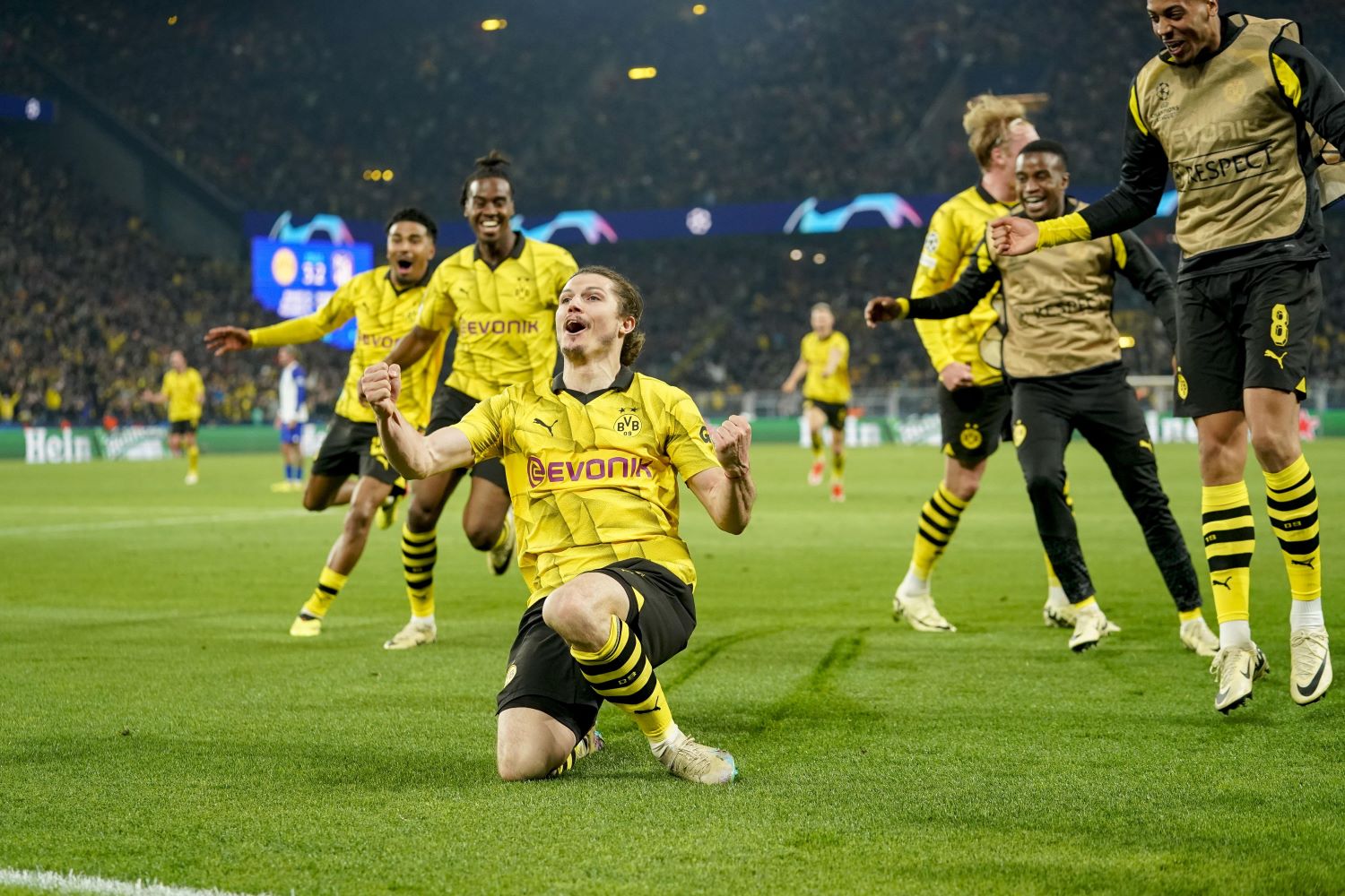 nhan dinh bologna vs borussia dortmund 03h00 ngay 22 01 uefa champions league 3